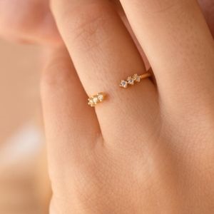 NWT Caitlyn Minimalist Gold Open Stacking Ring